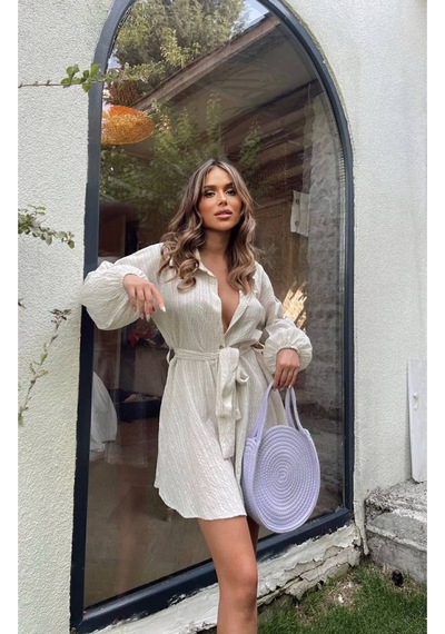 Fashion Cocktail Uzun Kol Casual Kabartma Kumaş Yakalı Düğmeli Boyfriend Gömlek Stil Şortlu Tulum Krem Fashion Cocktail Uzun Kol Casual Kabartma Kumaş Yakalı Düğmeli Boyfriend Gömlek Stil Şortlu Tulum Krem