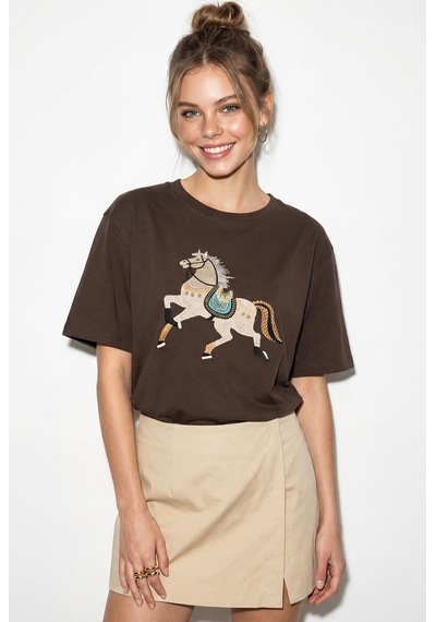 Shade Kadın Figürlü Nakış Ve Boncuk Detaylı Oversize T-shirt 2222 60286121 - Kahverengi