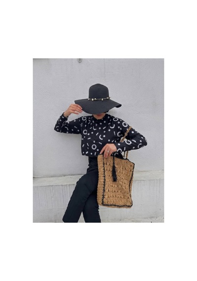 Maşuka Paraşüt Kumaş Crop Detaylı Desenli Şık Kadın Tesettür Mayo 3'lü Set Pantolon,üst,bone Siyah - Desenli Siyah - Desenli Maşuka Paraşüt Kumaş Crop Detaylı Desenli Şık Kadın Tesettür Mayo 3'lü Set Pantolon,üst,bone Siyah - Desenli Siyah - Desenli
