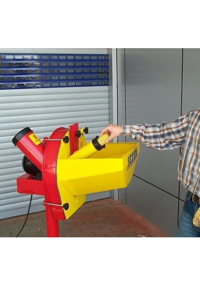 Sezer Ykm1 Benzinli Yem Kırma Makinesi