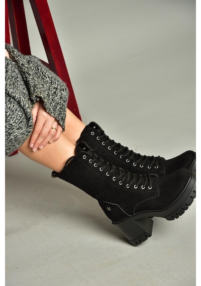 Fox Shoes T973559002 Siyah Süet Kalın Topuklu Kadın Postal Bot Siyah