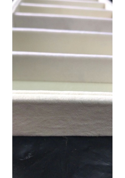 Yerli Üretim Lefkoşe Model Süet Kumaş Krem Renk 38/19 Cm 6 Bölmeli Gözlük Standı Çok Renkli