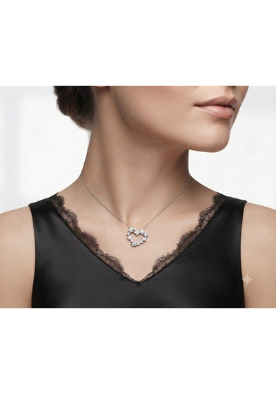 Kadın Çiçeklerden Kalp Model Gümüş Kolye Silver