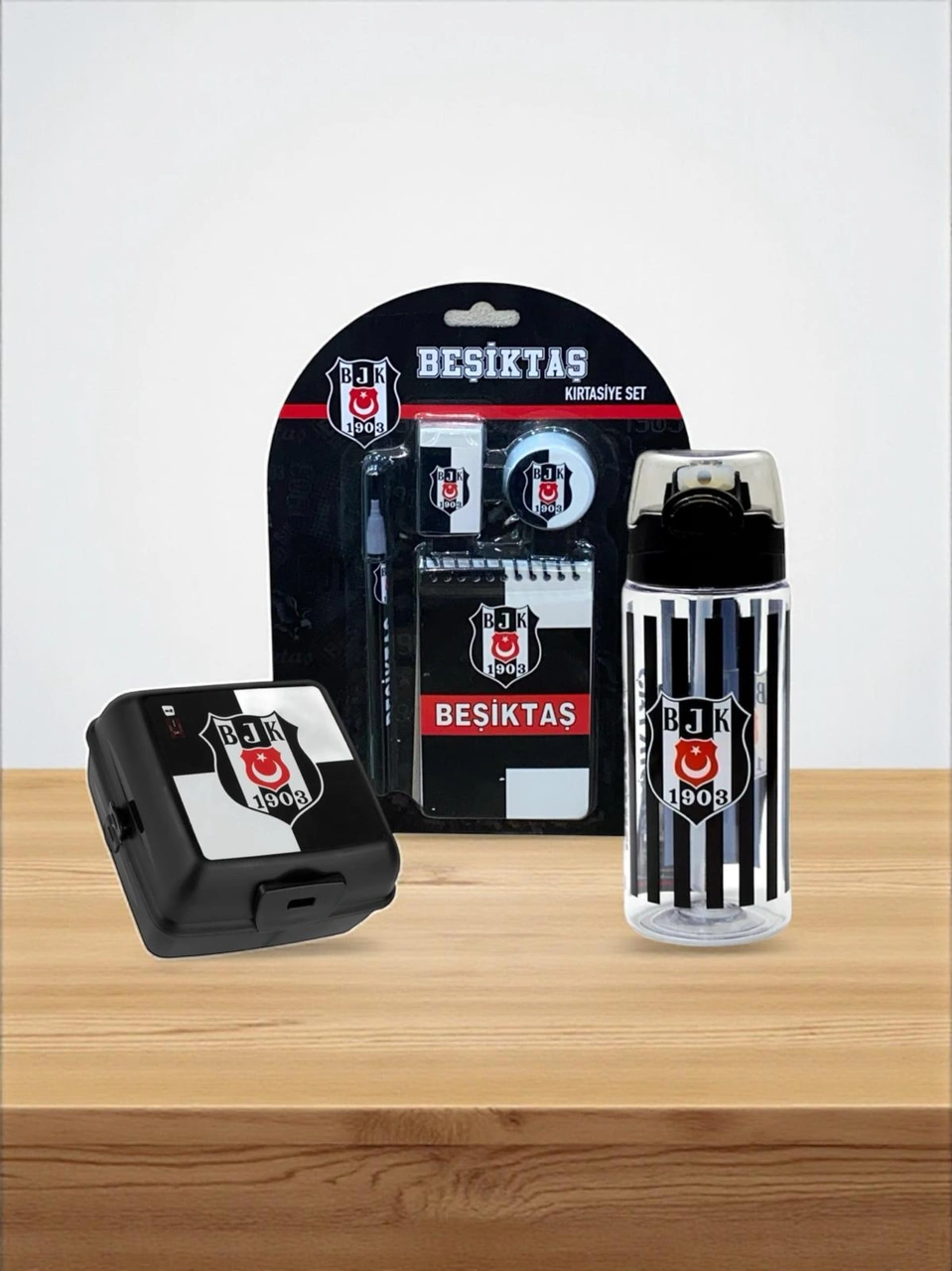 Beşiktaş Taraftar 4 Bölmeli Beslenme Kutusu Çizgili 500 Ml Matara Kırtasiye Seti Siyah - Beyaz