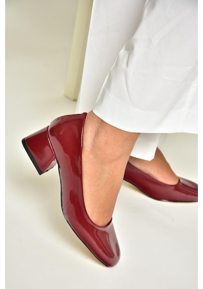 Fox Shoes T752827008 Bordo Rugan Alçak Topuklu Kadın Ayakkabı Bordo