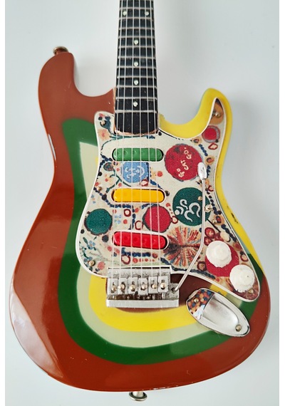 El Yapımı 1/4 Ölçek Minyatür Elektro Gitar Stratocaster Rocky Brw