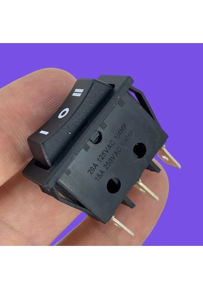 Ic-117 Dar Işıksız Yaylı Anahtar Mom-off-mom 3p
