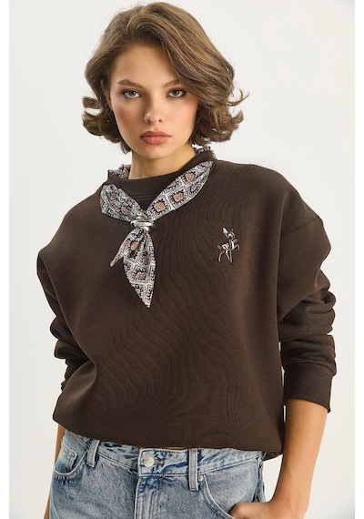 Shade Kadın Fular Detaylı Ceylan Nakışlı Üç İplik Şardonlu Oversize Sweatshirt 6916 60283615 - Acı Kahve Çok Renkli Shade Kadın Fular Detaylı Ceylan Nakışlı Üç İplik Şardonlu Oversize Sweatshirt 6916 60283615 - Acı Kahve Çok Renkli