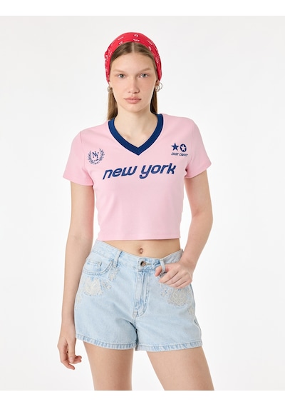 Koton Pamuklu Nakış Detaylı Regular Fit Mini Denim Şort Açık İndigo 6sal40275md