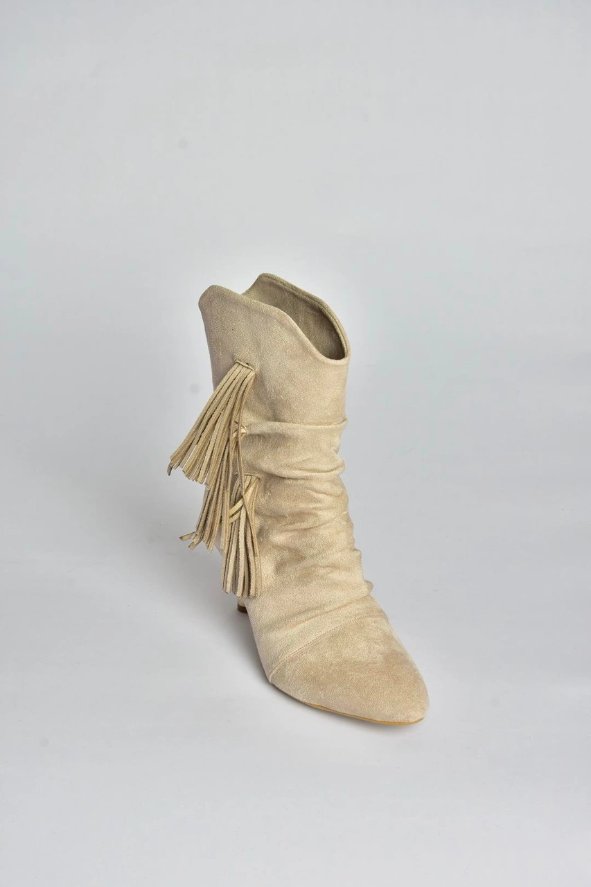 Fox Shoes V404022202 Ten Süet Alçak Topuklu Püsküllü Kadın Bot Ten-Süet