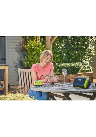 Ryobi Rrt18-0 Akülü Gravür Seti 15 Parça Akü Ve Şarj Cihazı Dahil Değildir - 5133004939
