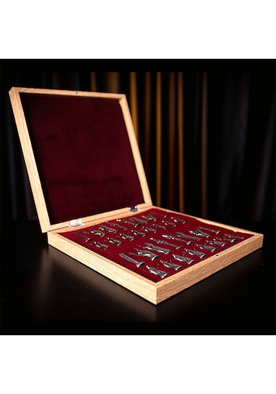 Gifthome Metal Mısır Satranç Takımı Antik Ve Rustik Ceviz Desenli Mdf Sandıklı Satranç Tahtası 36x36x6 Cm.