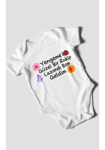 Morivokids Yengeme Güzel Bir Yazılı Kısa Kollu Bebek Body %100 Pamuk Beyaz