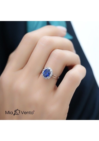 Mia Vento Tasarım Sentetik Safir Gümüş Yüzük