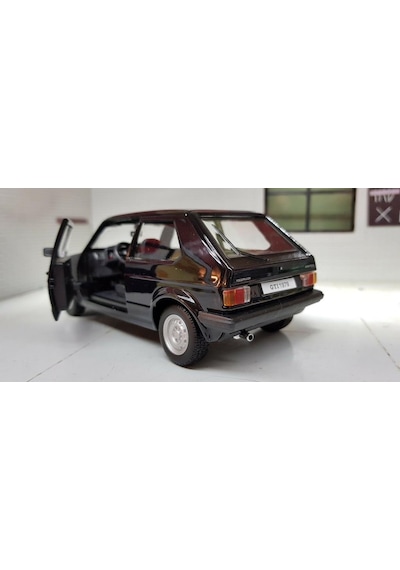 Burago 1979 Volkswagen Golf Mk1 Gtı 1 24 Siyah Model Araba