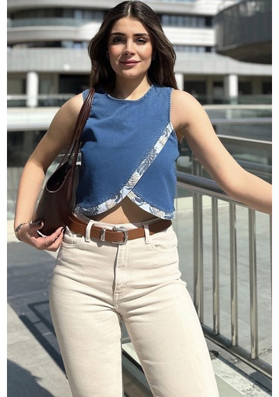 WeShaya Kadın Laci Önü Çapraz Katlı, Kolsuz, Yuvarlak Yaka, Crop Kot Bluz Lacivert