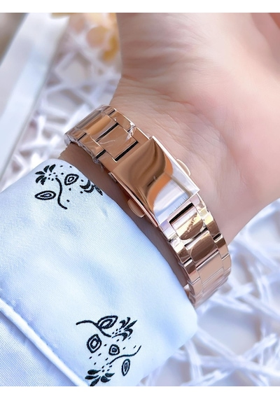 Ferro Rose Gold Renk 3 Atm Suya Dayanıklı Çelik Kordon Özel Tasarım Kadın Kol Saati Bf21129awt-c