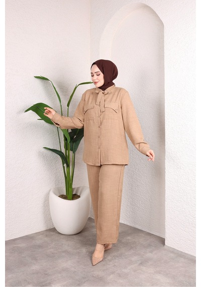 Hira Life Fashion Kadın Çift Cepli Önü Bağlamalı Düğmeli Tunik Pantolon Tessetür İkili Takım Vizon Vizon Hira Life Fashion Kadın Çift Cepli Önü Bağlamalı Düğmeli Tunik Pantolon Tessetür İkili Takım Vizon Vizon