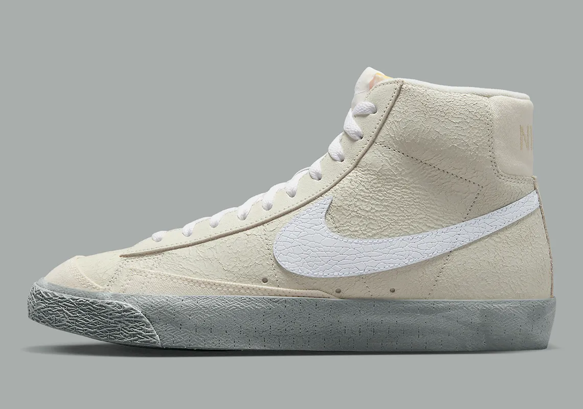 Nike Blazer Mid '77 Emb Çok Renkli