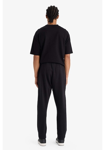 DeFactoFit NBA Miami Heat Kalın Jogger Eşofman Altı Standart Fit Cepli Esnek Bantlı Paça D6561AX25SPBK81
