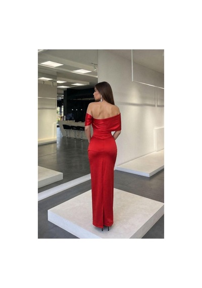 DefyModa Kadın Trend Kayık Yaka Yırtmaçlı Maxi Abiye Elbise Kırmızı
