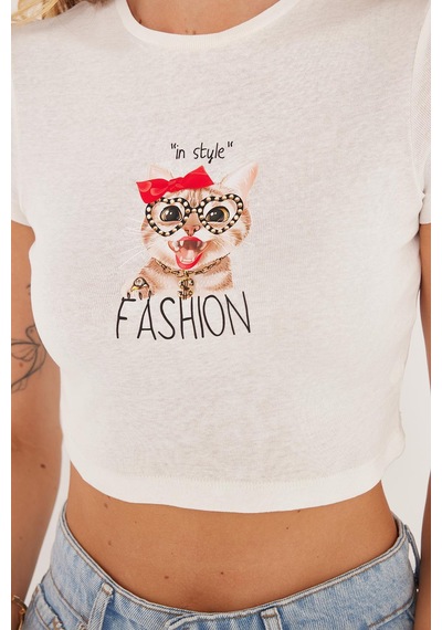 Tudors Kadın Slim Fit Dar Kesim %100 Pamuk Bisiklet Yaka Baskılı Beyaz Crop Tişört-36867 Beyaz