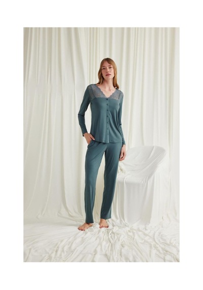 Mulvxbrf Brf02 Yakası Omzu Ve Paçası Dantelli Boydan Düğmeli Pijama Takımı Mulvix Renkli