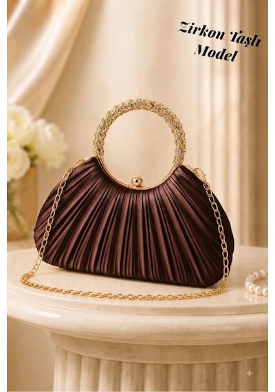 Famels Pileli /pilseli Çanta Yeni Model Pilseli Abiye Çanta Kahve Saten Taşlı Kulp Ve Zincirli,gold Kasa Kahve Saten Famels Pileli /pilseli Çanta Yeni Model Pilseli Abiye Çanta Kahve Saten Taşlı Kulp Ve Zincirli,gold Kasa Kahve Saten