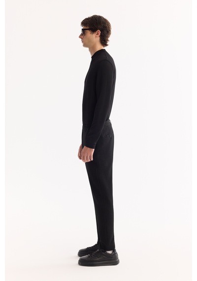 Avva Erkek Siyah Yanı Lastikli Bi-stretch Hafif Çizgili Slim Fit Pantolon A52y3204