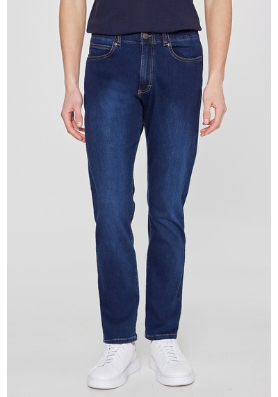 Lee Extreme Motion Slim Fit Dar Kesim Pamuklu Esnek Mavi Denim Jean Pantolon
