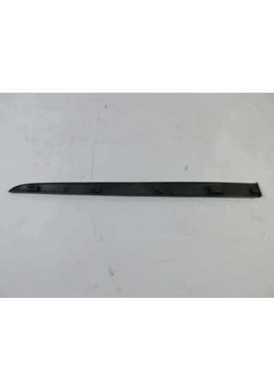 Renault Clio 3 Hatchback 2009-2012 Arka Kapı Bandı Sağ Siyah Oem No: 7701476426