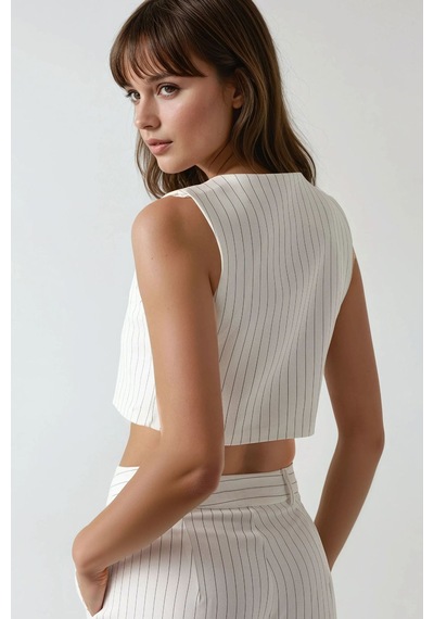 Hiccup Pika Collection Fitted Striped Crop Yelek Beyaz