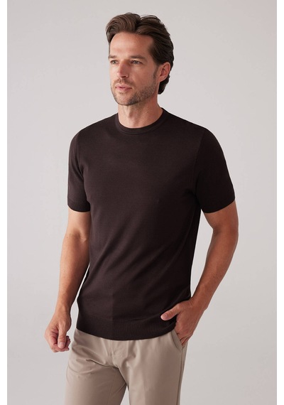 Erkek Kahverengi Slim Fit Bisiklet Yaka Yazlık Triko Tişört