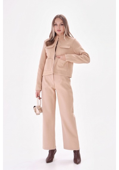 Soft&Basic Kadın Bej Dik Yaka Cepli Ceket Düz Paça Pantolon İkili Takım