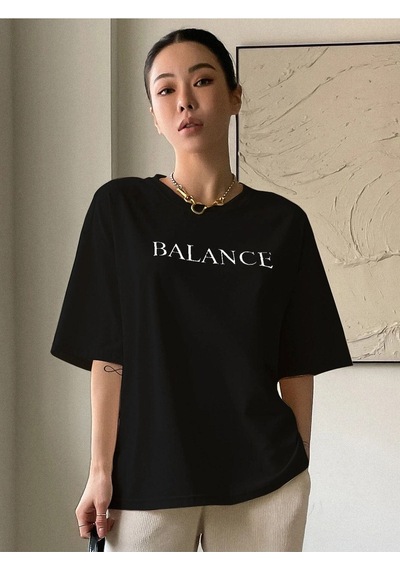 Kadın Siyah Oversize Balance Baskılı Örme T-shirt Siyah