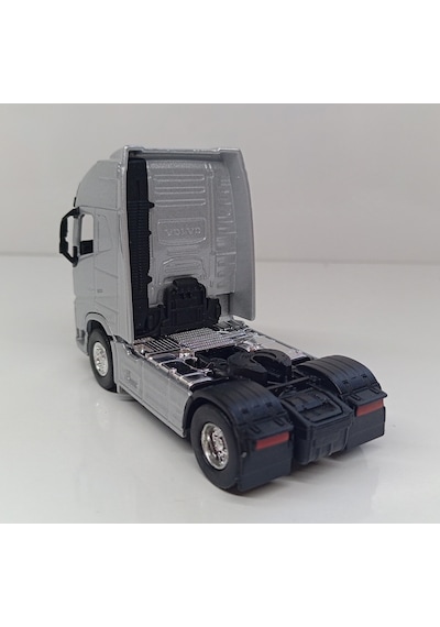 Dianomi 1:64 Küçük Boy Metal Tır Kupası Volvo Fh
