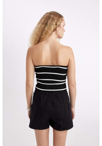 DeFacto Slim Fit Dar Kesim Çizgili Straplez Bluz D4232AX24HSBK27