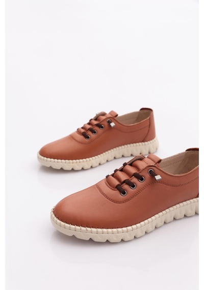 Dgn P77 Kadin Bağcikli Comfort Ayakkabi Taba