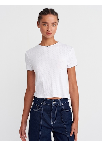 Dilvin 31795 Fiyonk Detaylı Kısa Kollu Kontrast T-shirt-beyaz Beyaz
