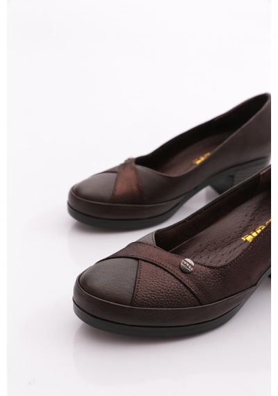 Dgn 108 Kadin Comfort Ayakkabi Kahverengi