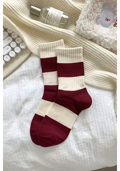 Hitit Socks Kadın 5 Çift Premium Kalite Kırmızı Beyaz Çizgili Kurdele Detaylı Uzun Kolej Çorap Çok Renkli