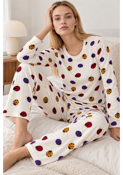 Kadın Desenli İkili Beyaz Rahat Pijama Takımı 4829