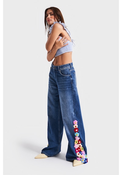 it's basic Kadın Mavi Renk 2w5-5 Palazzo Fit Renkli Çiçek Örgü İşlemeli Özel Tasarım Denim Jean it's basic Kadın Mavi Renk 2w5-5 Palazzo Fit Renkli Çiçek Örgü İşlemeli Özel Tasarım Denim Jean