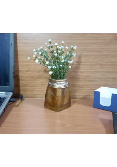Vazoda Çiçek Dekoratif Beyaz Yapay Çiçek Vazo Dahil Taşlı Altın Poliresin 7 x 7 x 15 CM