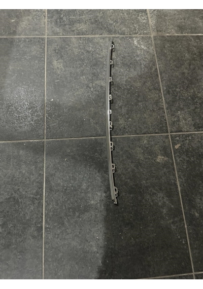 Passat B8 Rline Tampon Krom Nikelajı Orta Parça