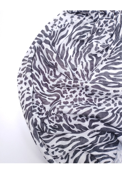 Siyah Beyaz Zebra Desende İncecik Tiril Tiril Triko Örme Kumaş Hırkalık & Kazaklık En: 150cm-12434 Siyah,beyaz