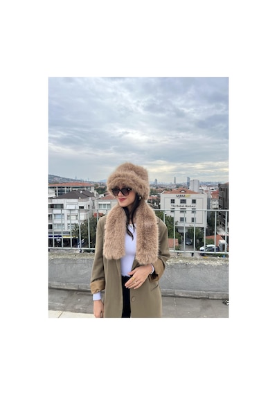 Mollycrush Kadın Suni Kürk Şapka Ve Atkı Seti Yumuşak Dokulu, Soğuk Havalar İçin Lüks & Şık Görünüm Camel Mollycrush Kadın Suni Kürk Şapka Ve Atkı Seti Yumuşak Dokulu, Soğuk Havalar İçin Lüks & Şık Görünüm Camel