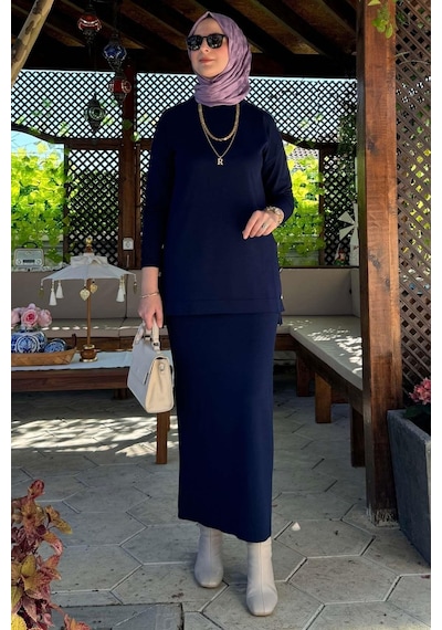 Rabia Şamlı Sezen Triko Takım Lacivert Çok Renkli