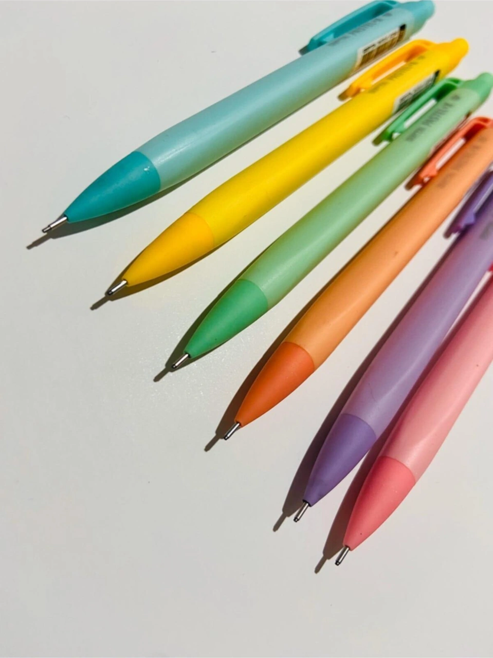 Pastelx Versatil Kalem 0.7 6'lı Set 6 Farlı Pastel Renk 6 Farklı Renk