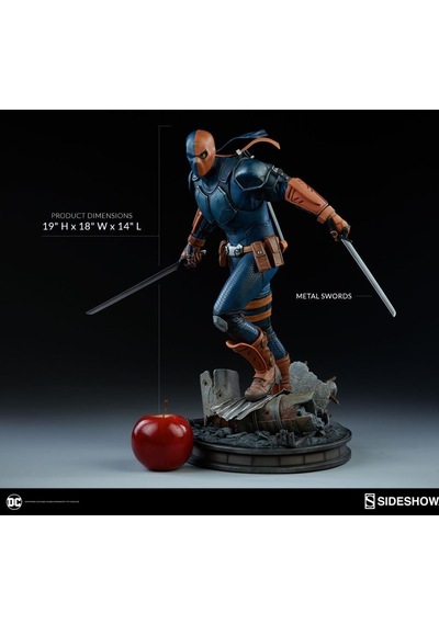 Sideshow Collectibles Deathstroke Premium Format Figure